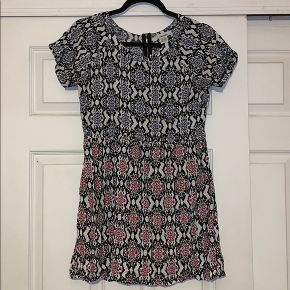 SansSouci Geometric Short Sleeve Tunic - Picture 2 of 6